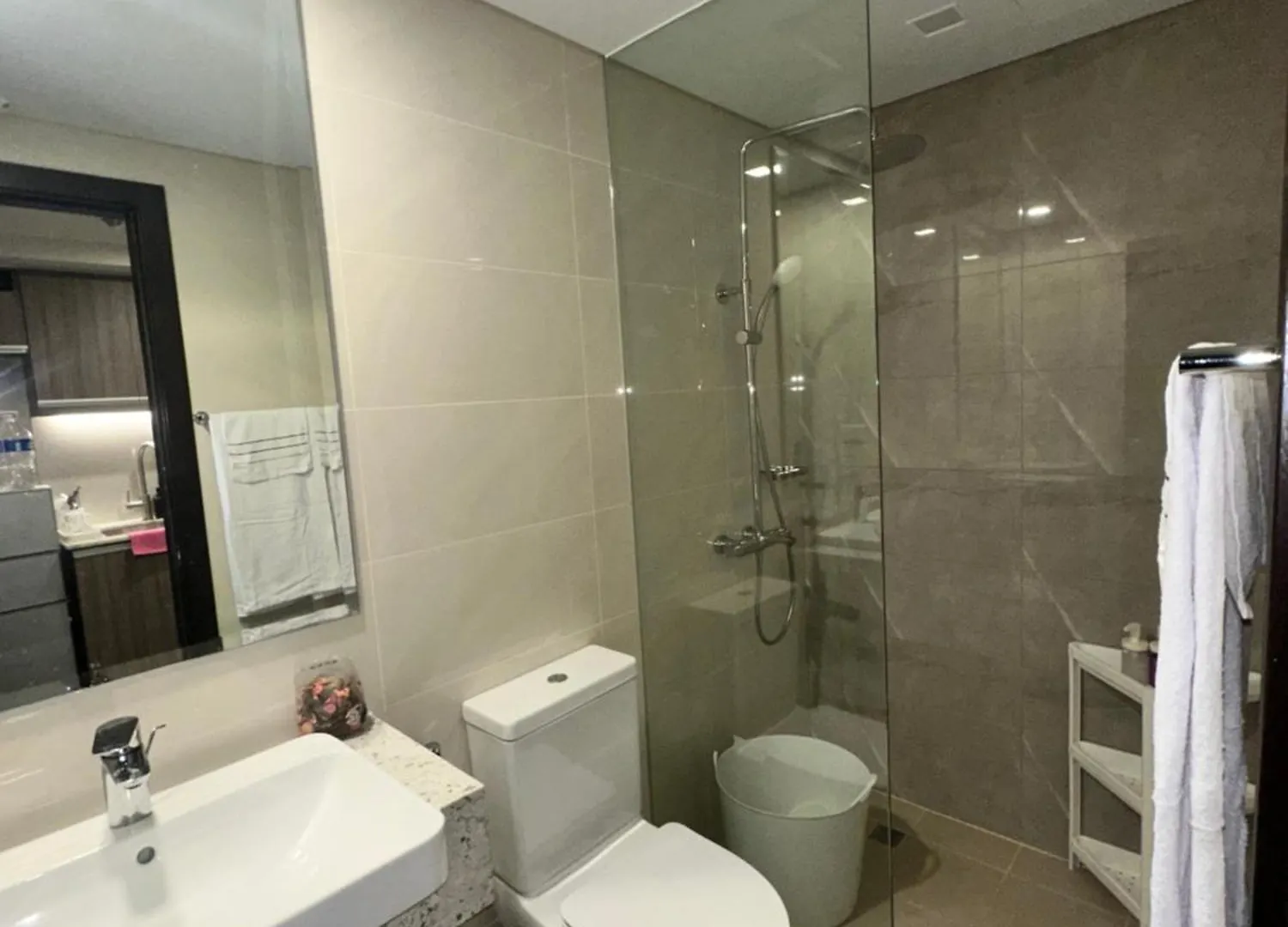 Splendid Sanctuary Apartment Manila